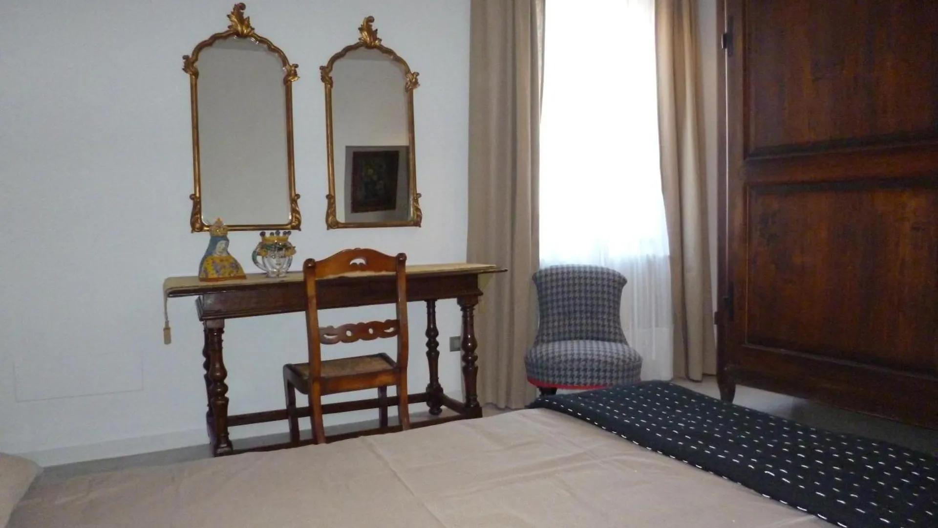 Holiday Apartment In Historical Palace Montepulciano 0*,  Italy